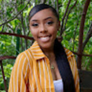 Meet your Posher, Hameeda